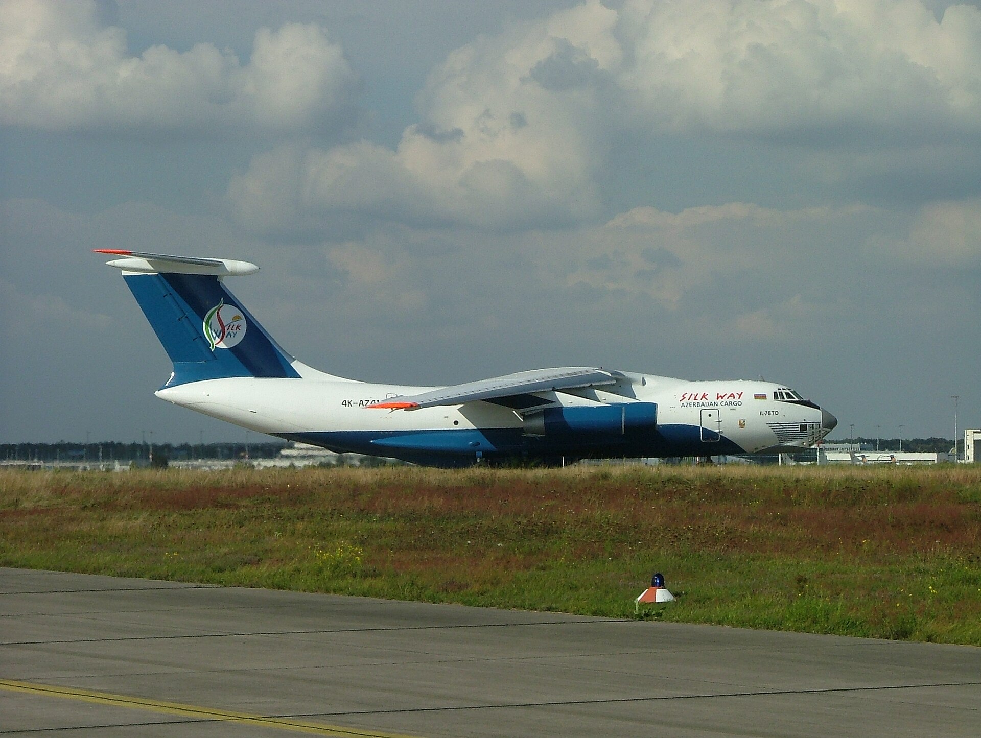 IL-76TD side view on the apron